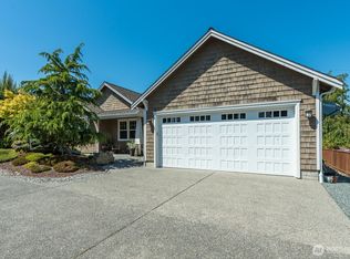 1705 32nd St, Anacortes, WA 98221