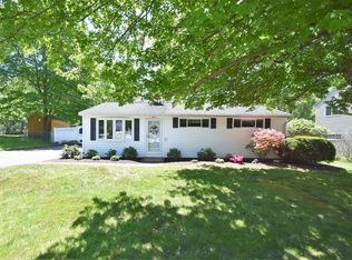 10 Potter Dr, Bellingham, MA 02019