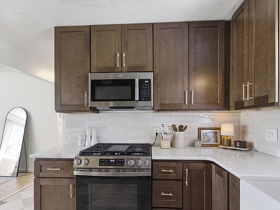 2nd image of 4625 N 74th STREET