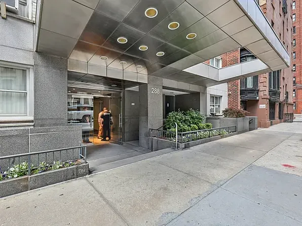 288 Lexington Avenue 6C image 7 of 8