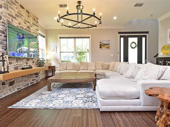 5th image of 215 S HIGHLAND AVENUE
