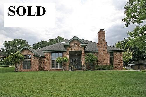 1st image of 36 Fairway Dr