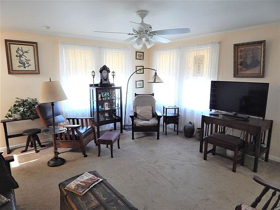 3rd image of 301 Dennisville Petersburg Rd