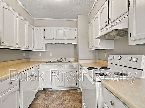 3rd image of 203 Hunter Dr APT A