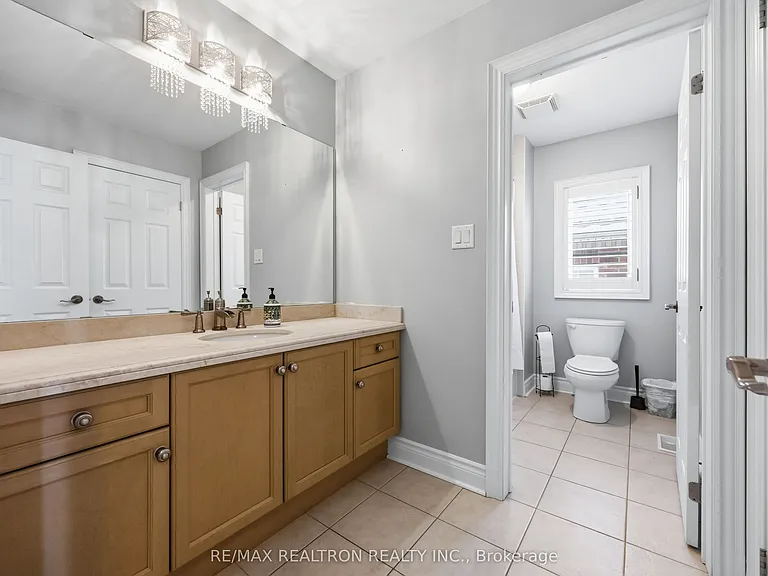 57 Dimarino Dr — Photo 24
