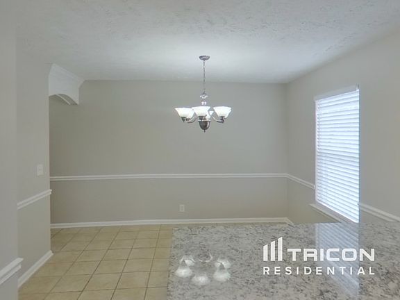 5th image of 3222 Hardwood Dr