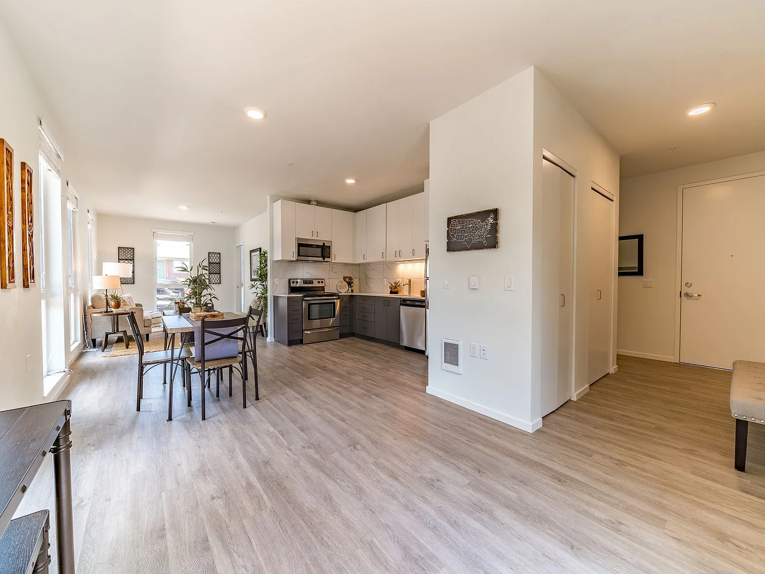 Discover Your Dream Home at Franklin Flats! — Photo 3