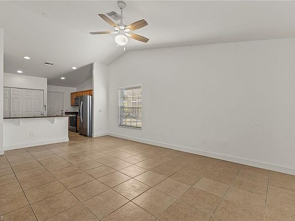 5th image of 6254 Vista Garden Way APT A