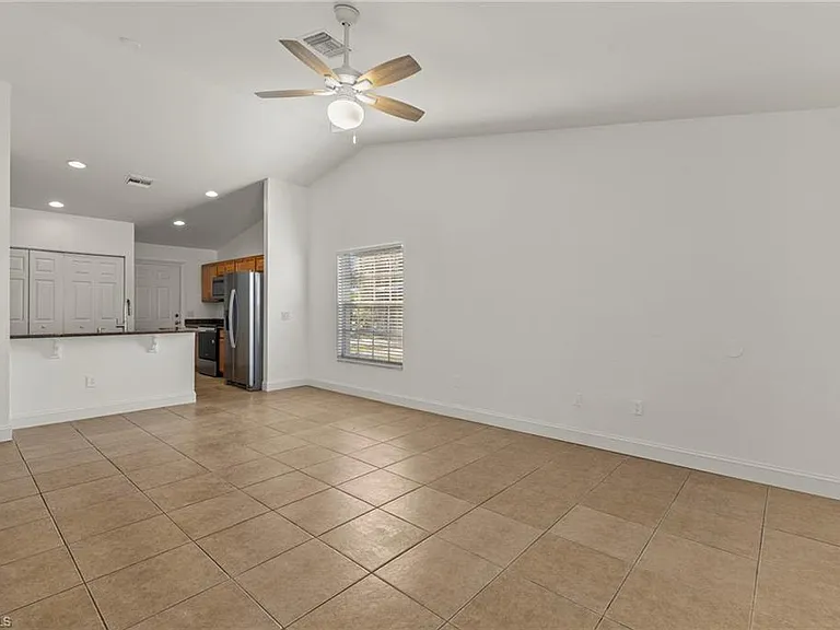 6254 Vista Garden Way #A — Photo 5