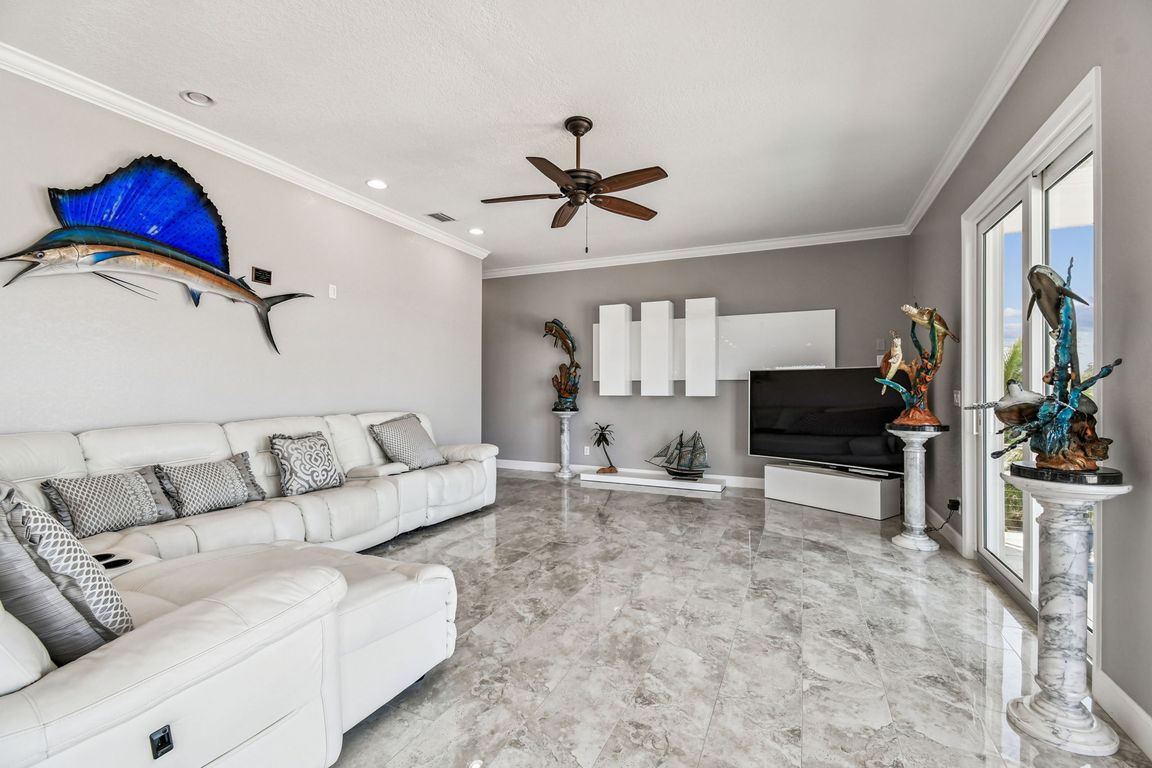 next background image