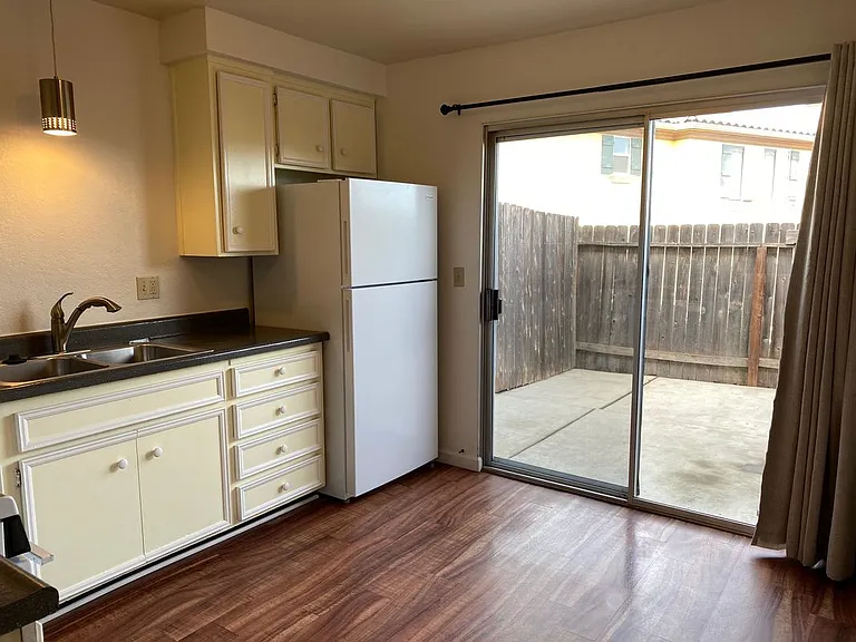 183 Brisco Rd #E — Photo 6