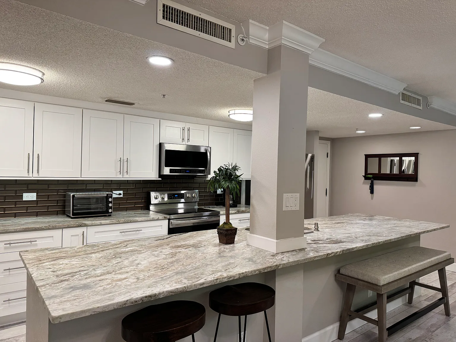 2 bed, 1210 sqft, $2,750 — Photo 2