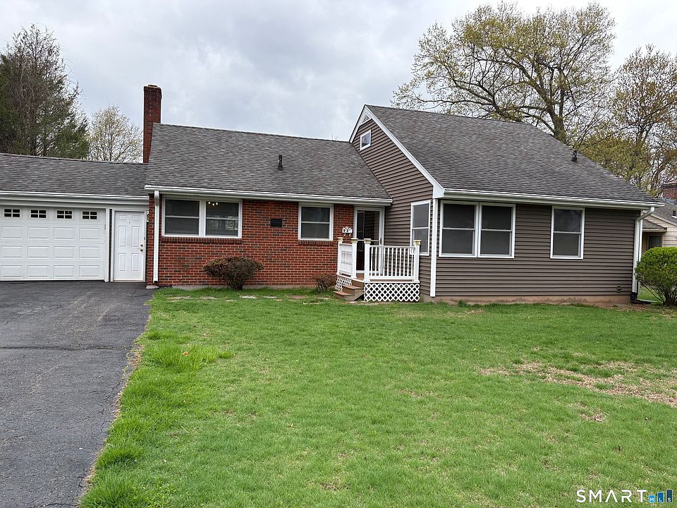 1st image of 93 Ridgewood Road