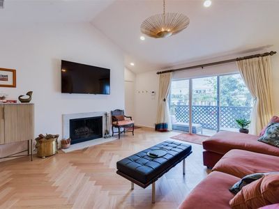 2829 Timmons Ln APT 106, Houston, TX, 77027