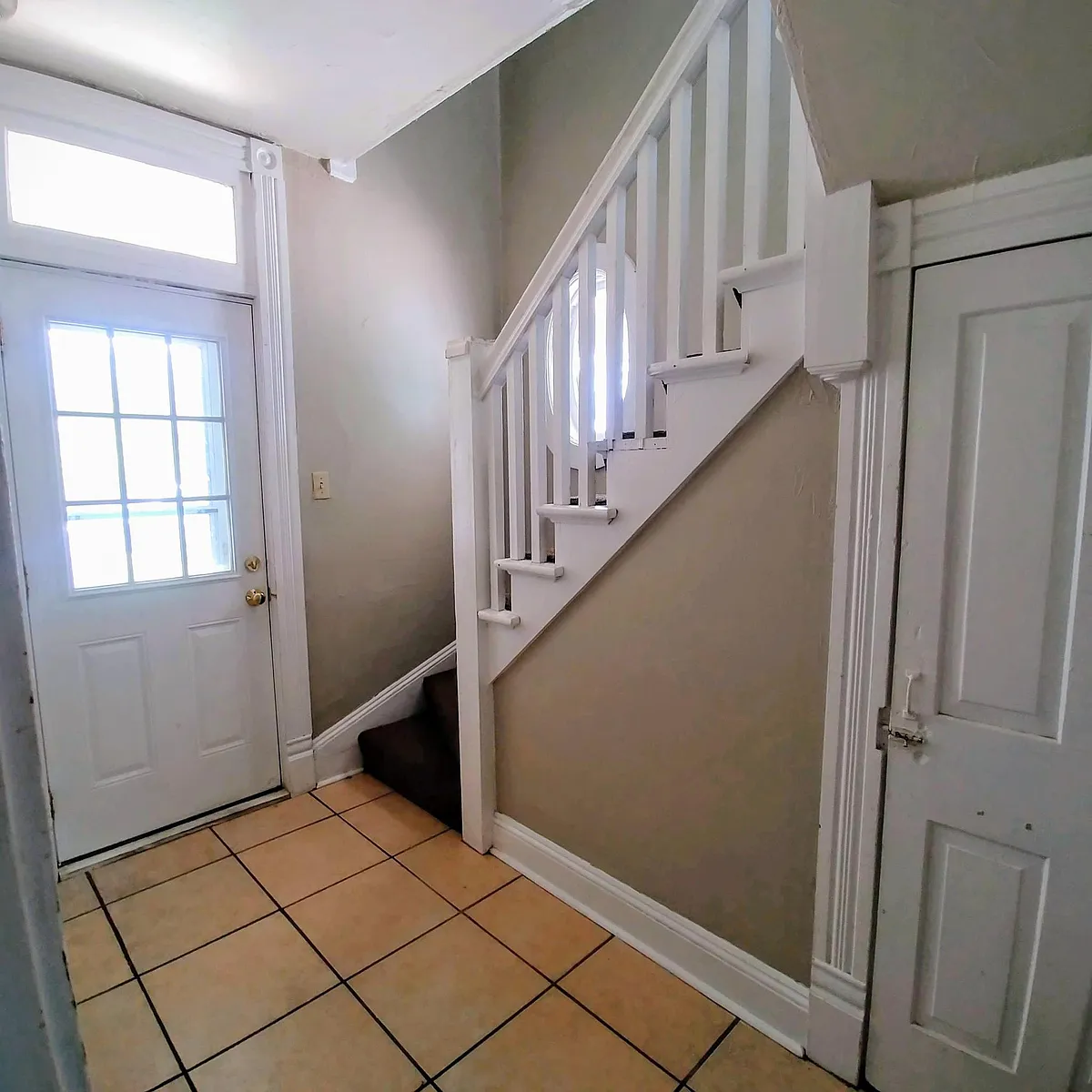 Building Photo - 348 Collicello St