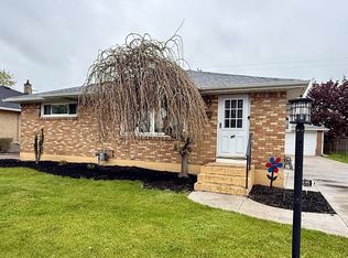 86 Diane Dr, Cheektowaga, NY 14225