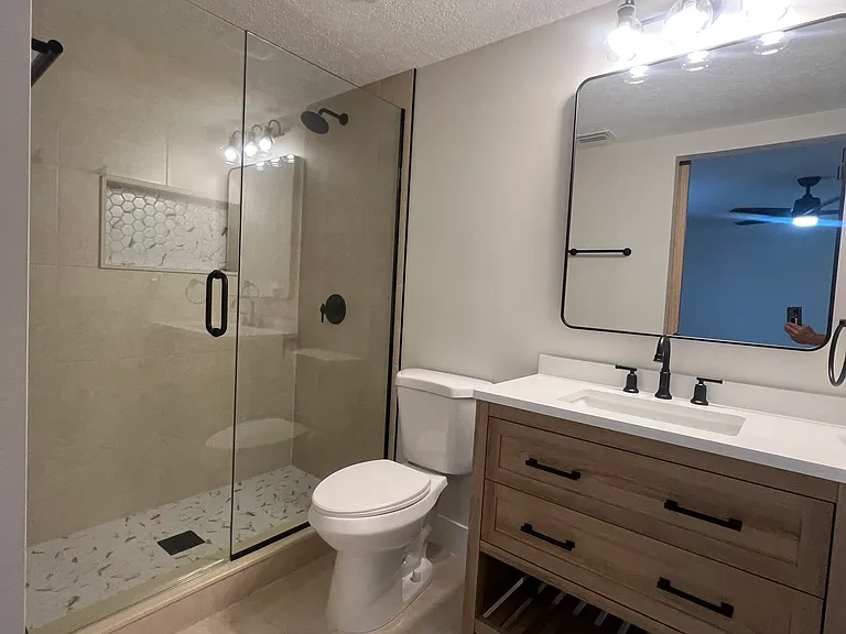 725 Jupiter Blvd NW — Photo 4