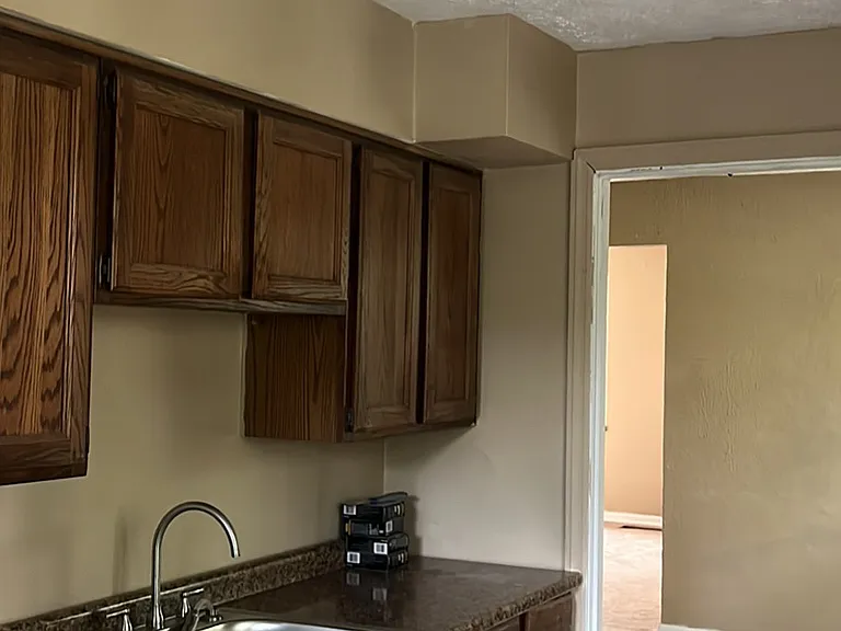 402 W Norman Ave #A-B — Photo 3