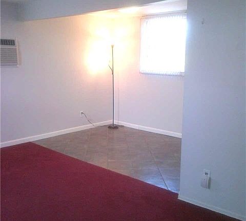 4th image of 2450 Hamilton Ave