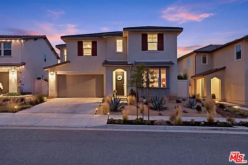 18114 Outlook Way Photo 1
