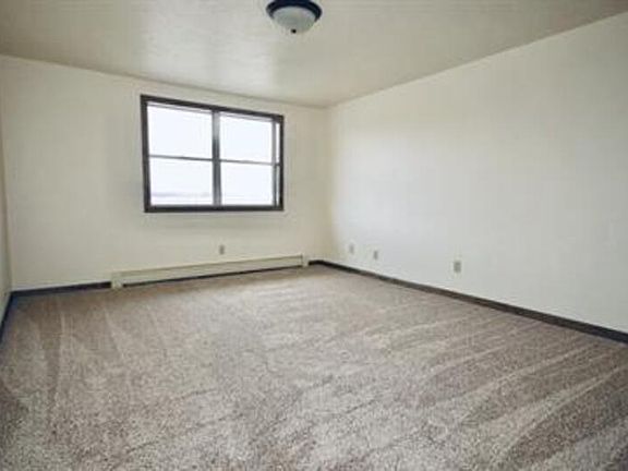 2nd image of 2374 Canter Ln #A