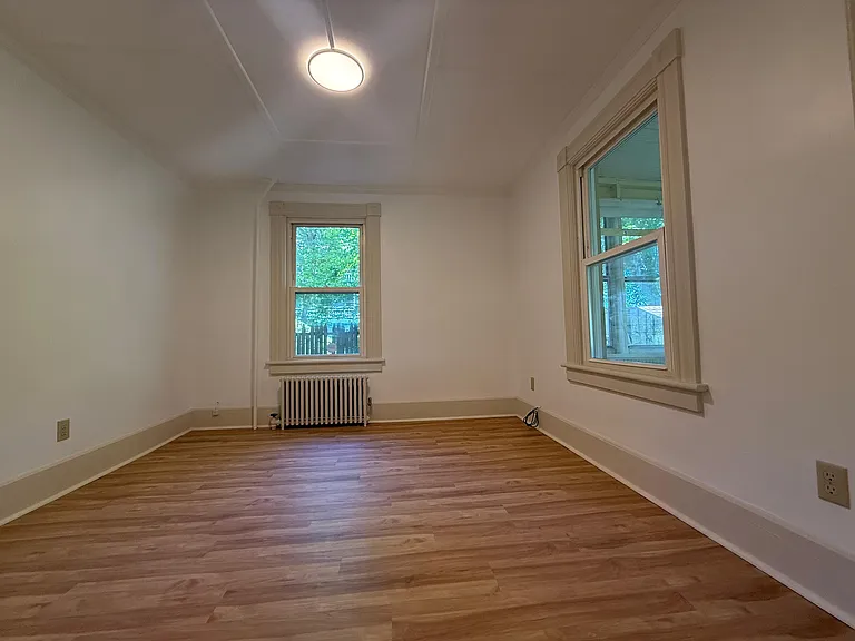 152 Furnace St #1 — Photo 3