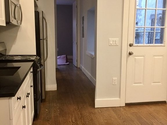 3rd image of 634 Kosciuszko St #Dplx2