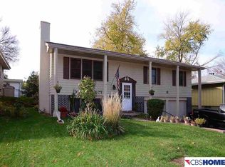 10241 O St, Omaha, NE 68127