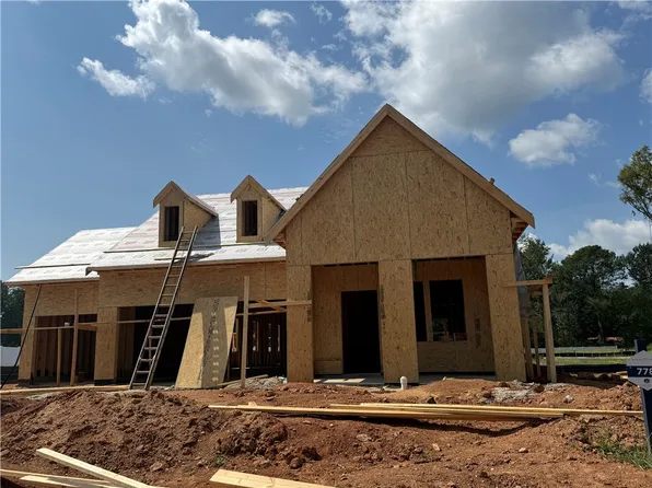 581 Shropshire Dr, Auburn, AL 36832
