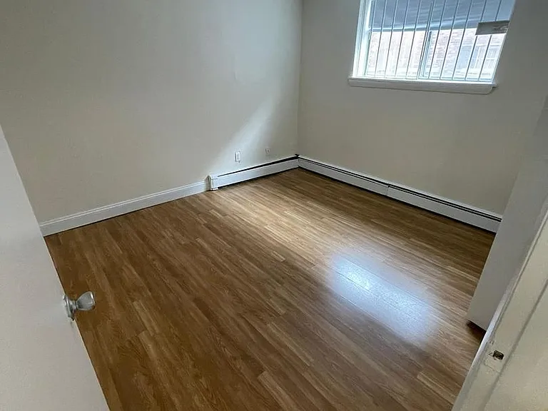 88 Gardner St #2B — Photo 9