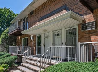 15 Cottage St APT 1B, Midland Park, NJ 07432