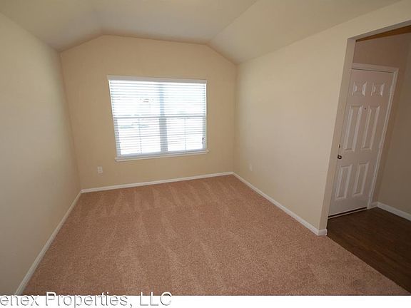 5th image of 428 Luna Vista Dr