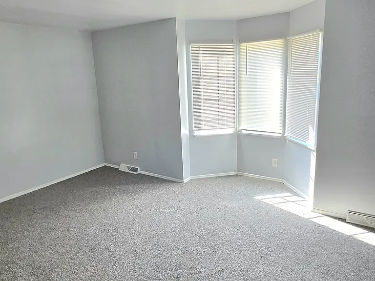 7035 Paxton Rd — Photo 4