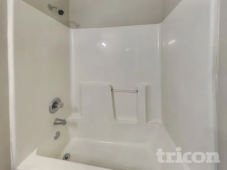 205 Highgrove Dr — Photo 13
