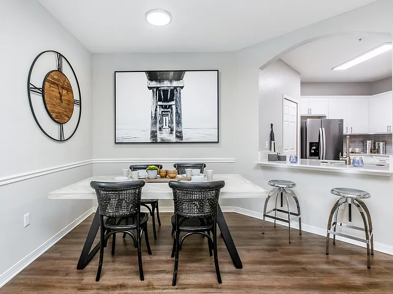 Registry at Windsor Parke — Photo 36
