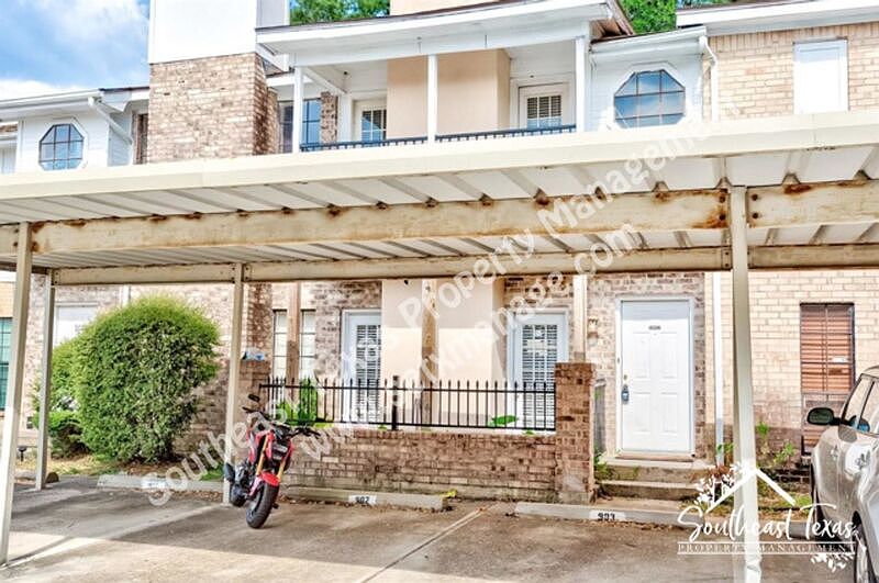 1st image of 1620 Wellington Pl APT 903