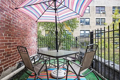 264 W 73rd St #3R Photo 1