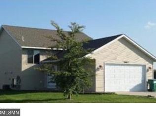 1863 Island View Cir SW, Hutchinson, MN 55350