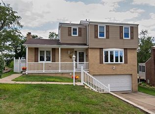 1371 Snee Dr, Pittsburgh, PA 15236