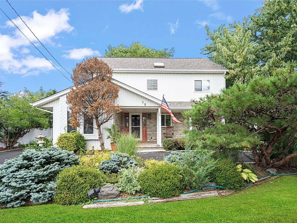 1st image of 15 Bayview Street W