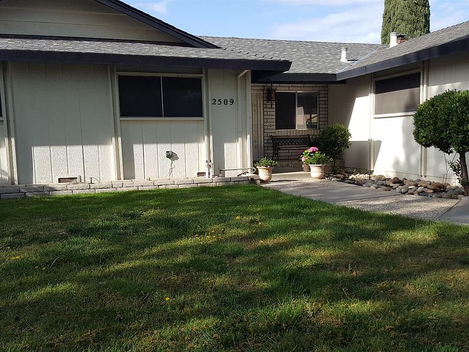 2nd image of 2509 Continental Dr