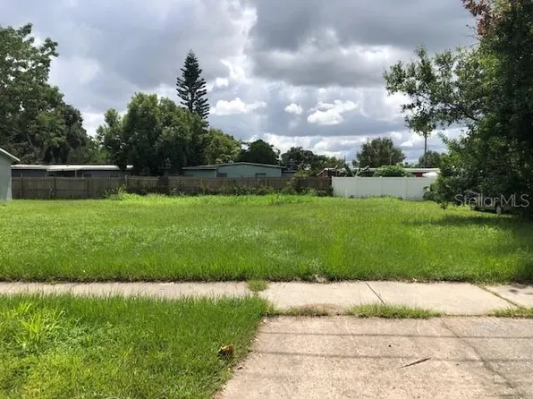 4042 Booker St, Orlando, FL 32811