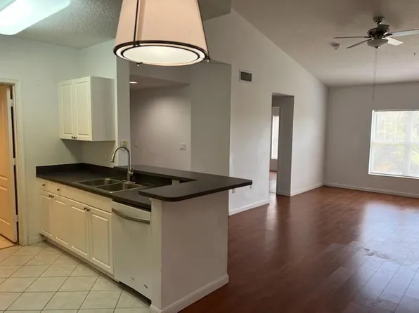 5080 Fairways Cir, Vero Beach, FL