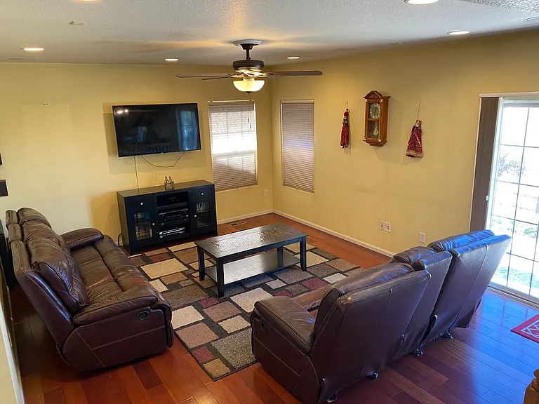 2291 Candleglow St — Photo 17