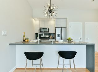 87 Parker St #402R, Chelsea, MA 02150