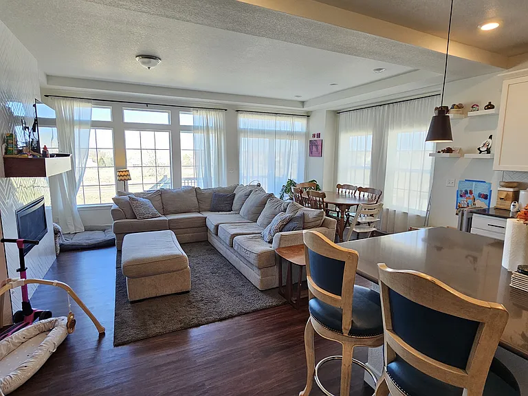 4515 N Picadilly Ct — Photo 3