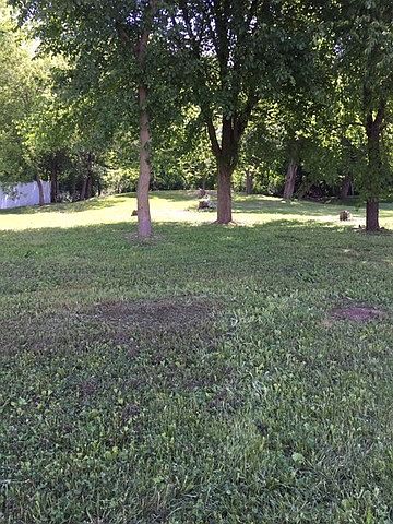 1st image of 5 Hilltop Ln
