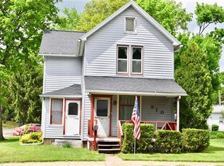 910 E 4th St, Salem, OH 44460