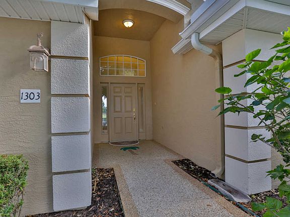 4th image of 1303 Coconut Palm Cir
