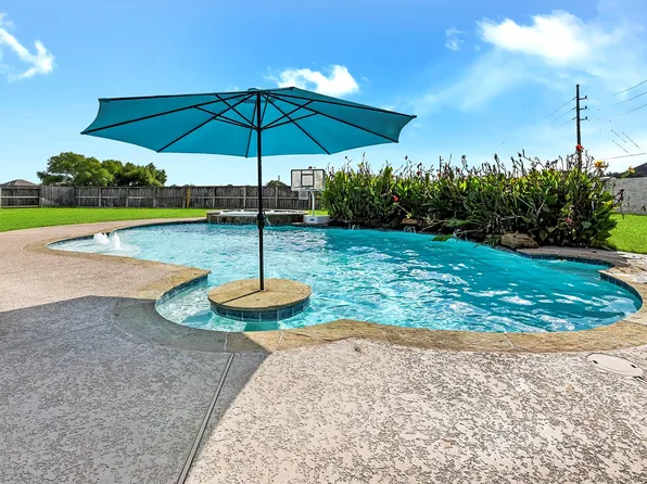 2951 Bobby Jones Rd, Katy, TX 77494